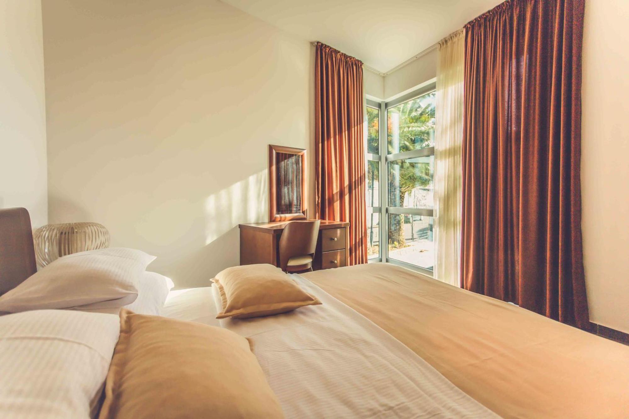 Love Live Hotel Sutomore Kamer foto