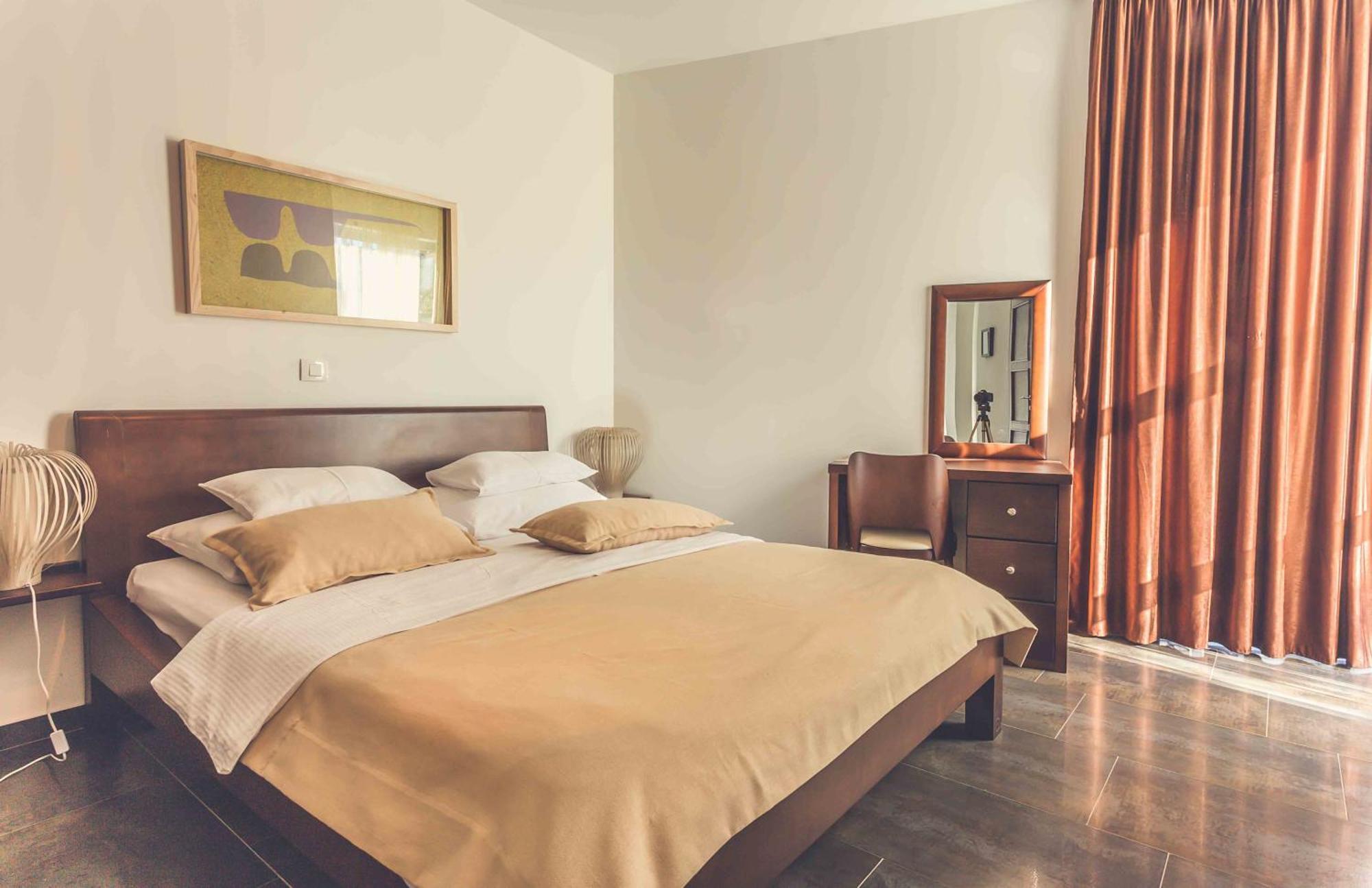 Love Live Hotel Sutomore Kamer foto