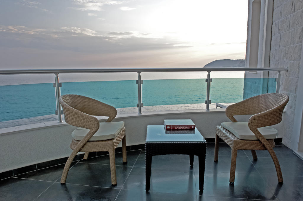 Love Live Hotel Sutomore Kamer foto
