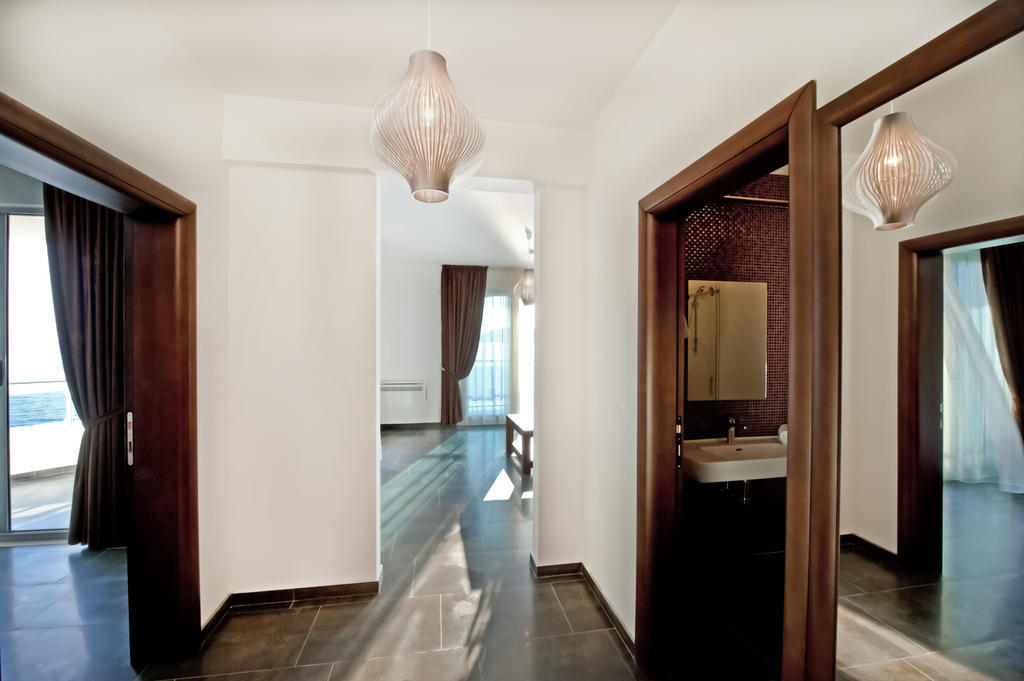 Love Live Hotel Sutomore Kamer foto