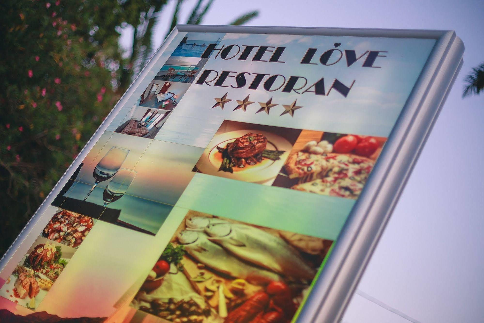 Love Live Hotel Sutomore Buitenkant foto